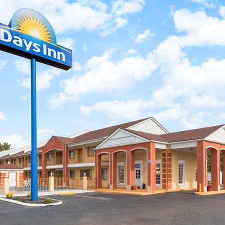 Days Inn By Wyndham Ottawa Buitenkant foto